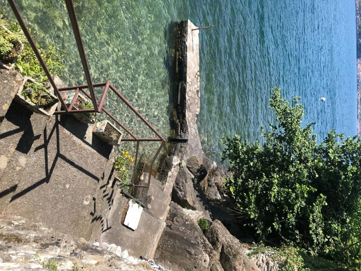 Lilli - Casa Sul Lago Dervio