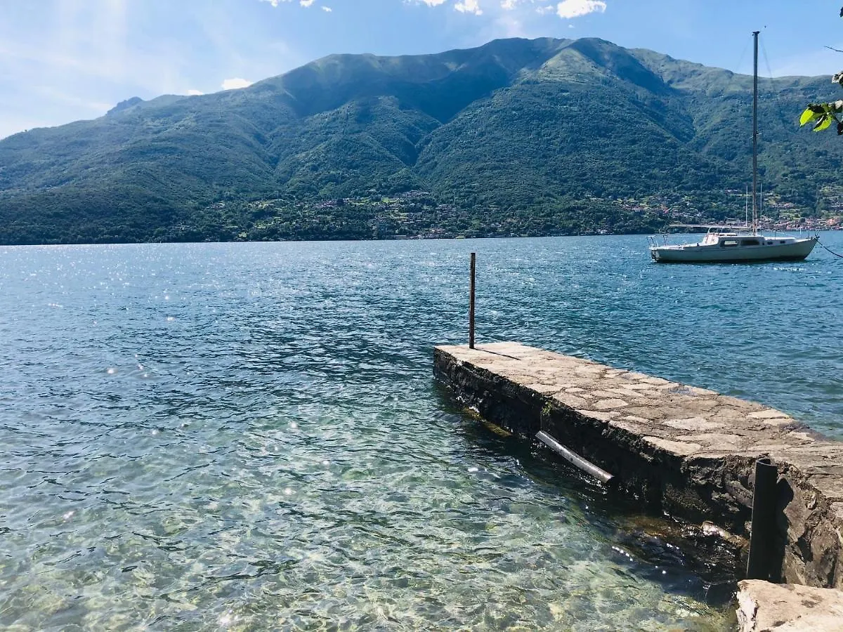 Lilli - Casa Sul Lago Dervio Hébergement de vacances