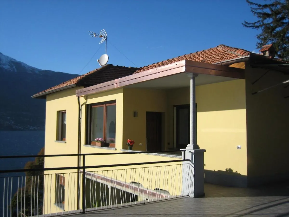 Lilli - Casa Sul Lago Dervio Hébergement de vacances